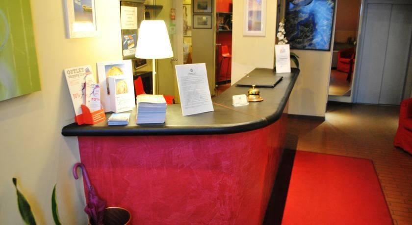 Hotel Il Loggiato Dei Serviti Como Bagian luar foto